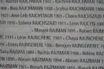 Sur le mur des Noms du mémorial de la Shoah, le nom de Moszek Rajman, père (...)